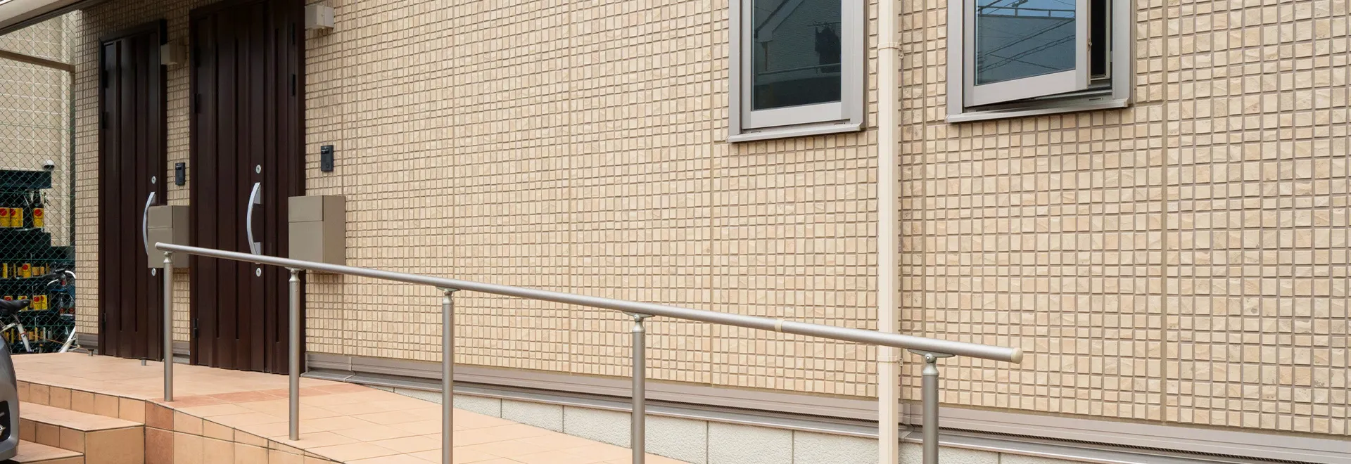 株式会社REUNIS